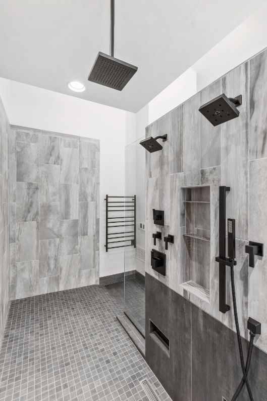 Contemporary Shower Render by PH Design, home design and construction builders in Canton, OH